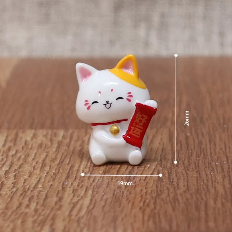 Micro Landscape Ornaments, Cute Lucky Cat Resin Crafts, Car Center Console Ornaments, Home Decoration Gifts